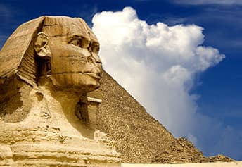 Piramidele din Giza