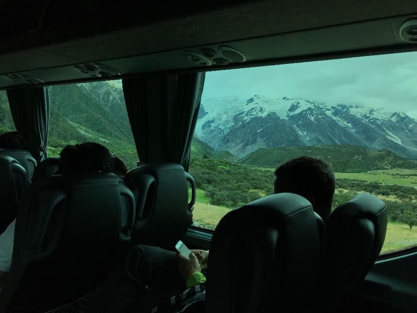 De la Delhi la Londra: cea mai lungă călătorie cu autobuzul din lume