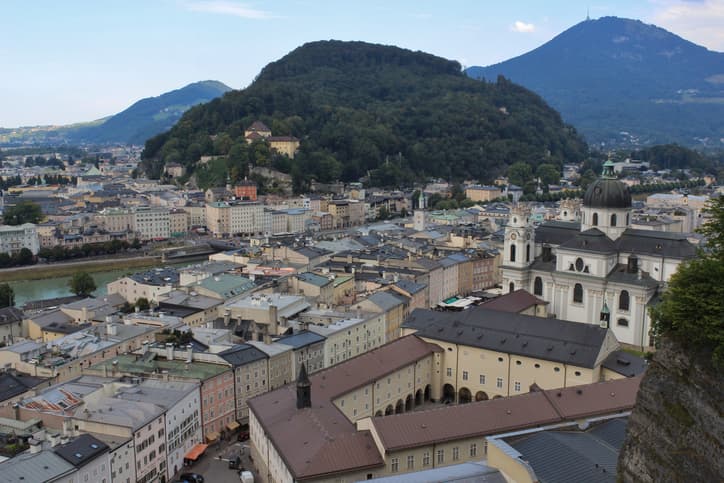 AXA-invatamantul-in-austria