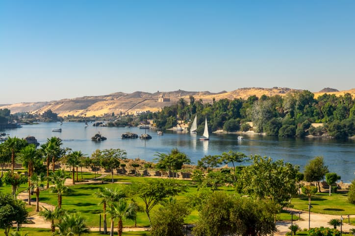 AXA-egypt-nil