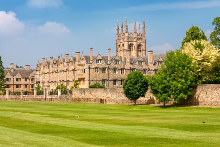 AXA-oxford