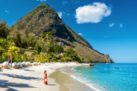 St-Lucia-la-preturi-accesibile.jpg