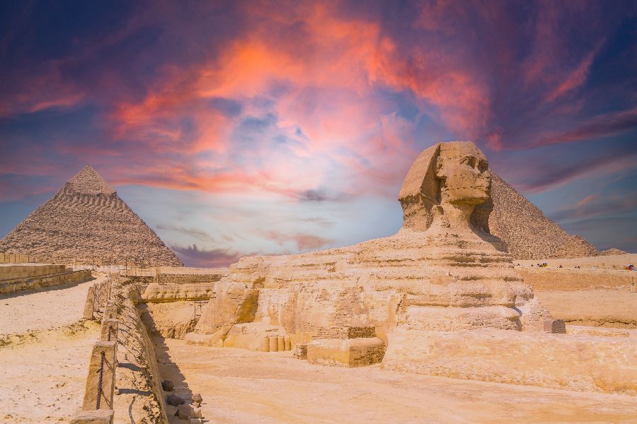 The-largest-statues-in-the-world-(1).jpeg