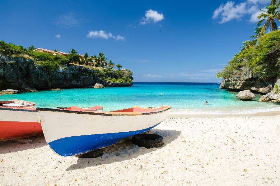 ABC-islands,-paradise-on-earth-(1).jpeg