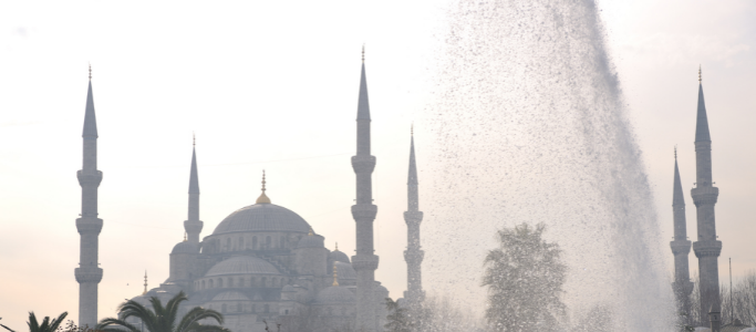 Interesantul-Istanbul-(1).png