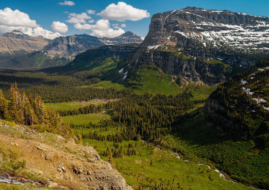 For-nature-lovers-Big-Sky,-Montana,-USA-(1).jpeg