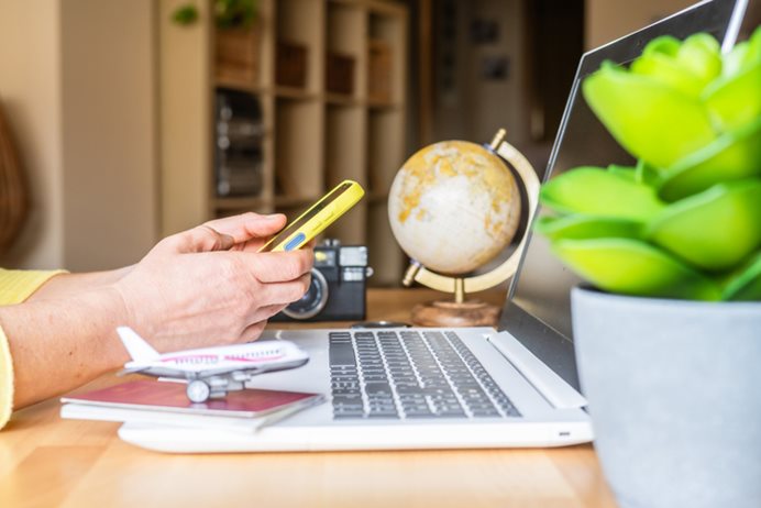 cât costă o asigurare de călătorie?