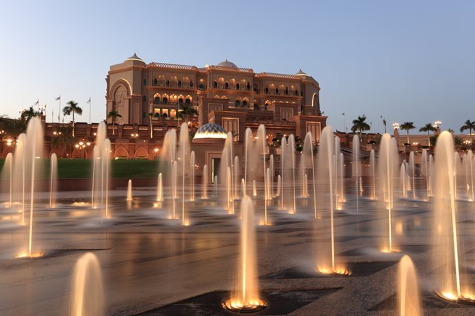 Cazare în Abu Dhabi